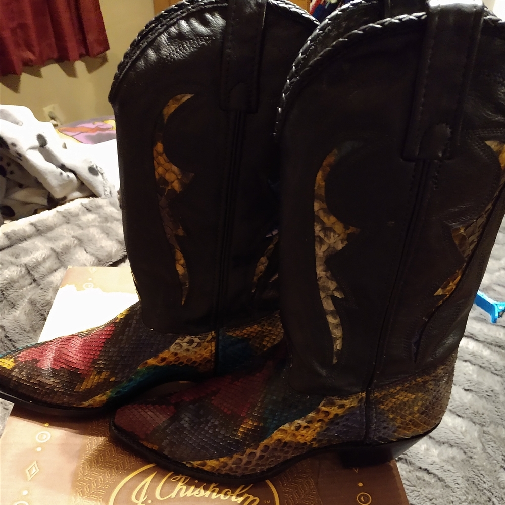 Like New Python Boots - image 4